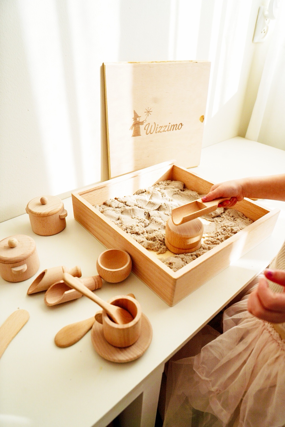 Wizzimo® - Sensorische speelbak met deksel en accessoires - Montessori speelgoed - Sensorisch speelgoed - Afbeelding 4